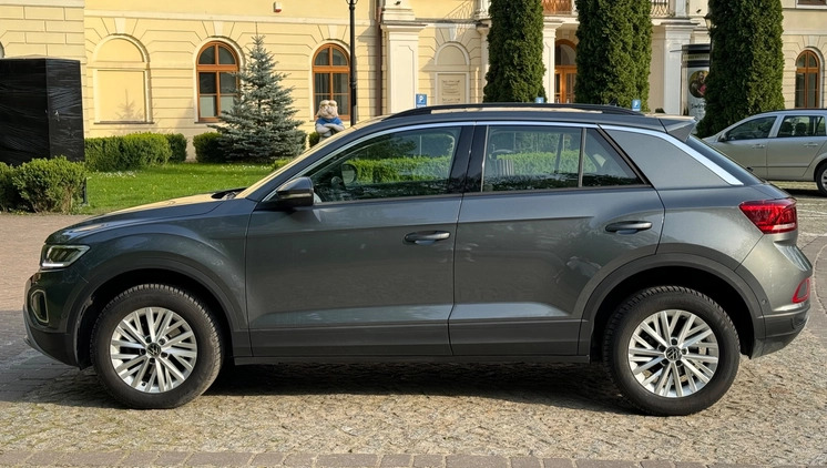 Volkswagen T-Roc cena 114000 przebieg: 25000, rok produkcji 2022 z Warszawa małe 121